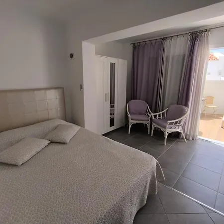 Puerto Colon Costa Adeje (Tenerife)